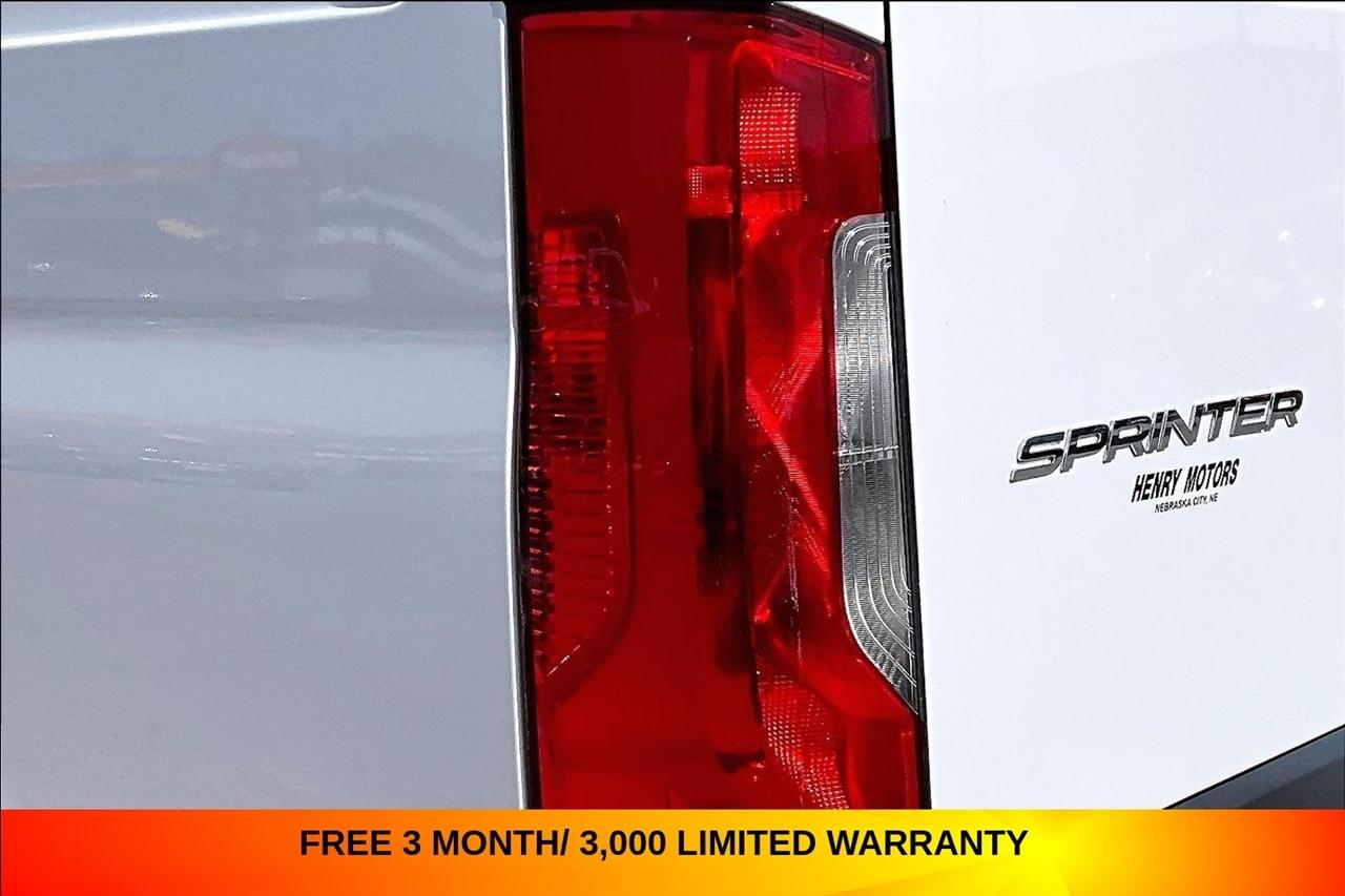Mercedes-Benz Sprinter Van 2500 High Roof V6 144" 4WD 2024