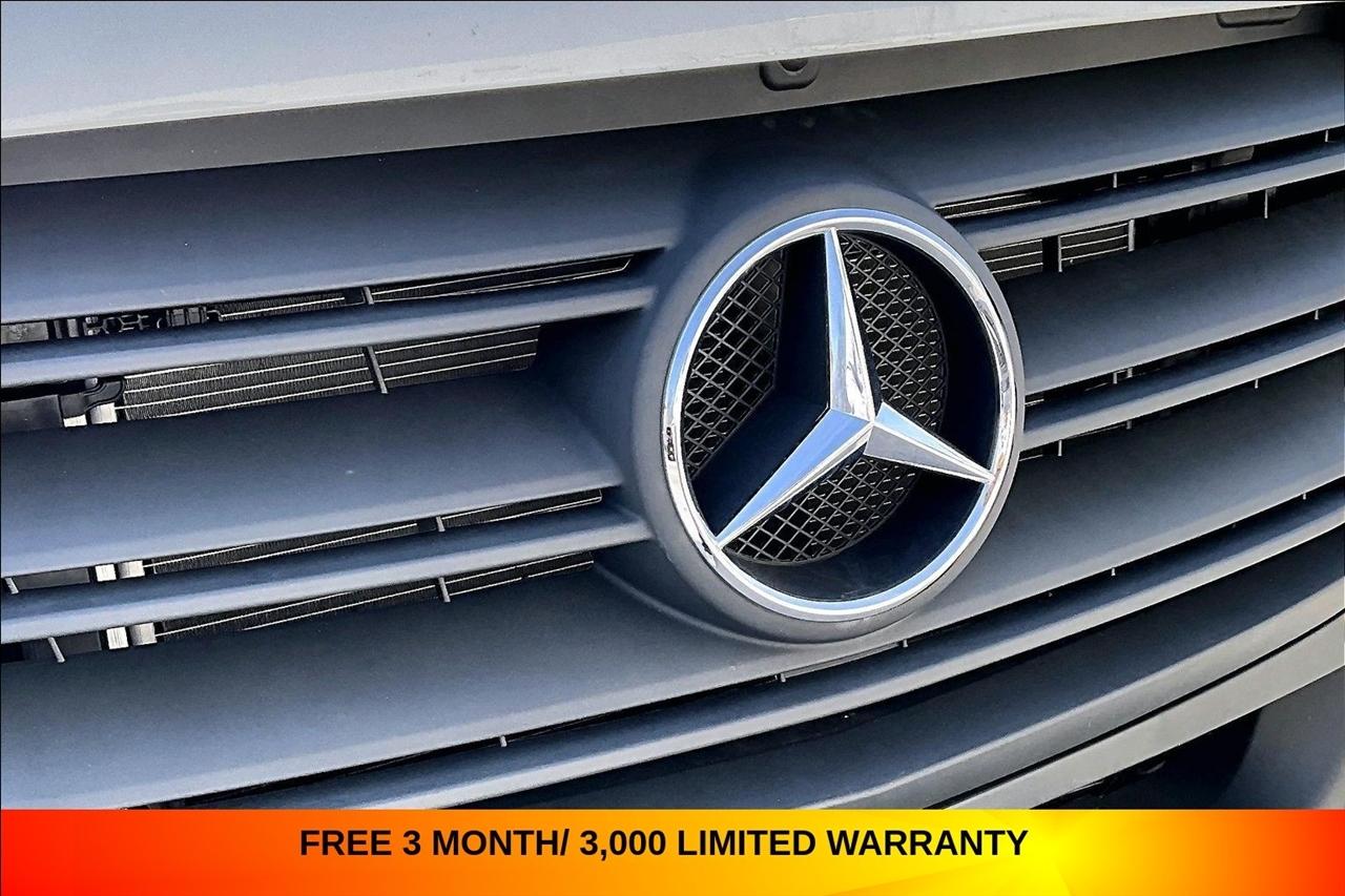 Mercedes-Benz Sprinter Van 2500 High Roof V6 144" 4WD 2024