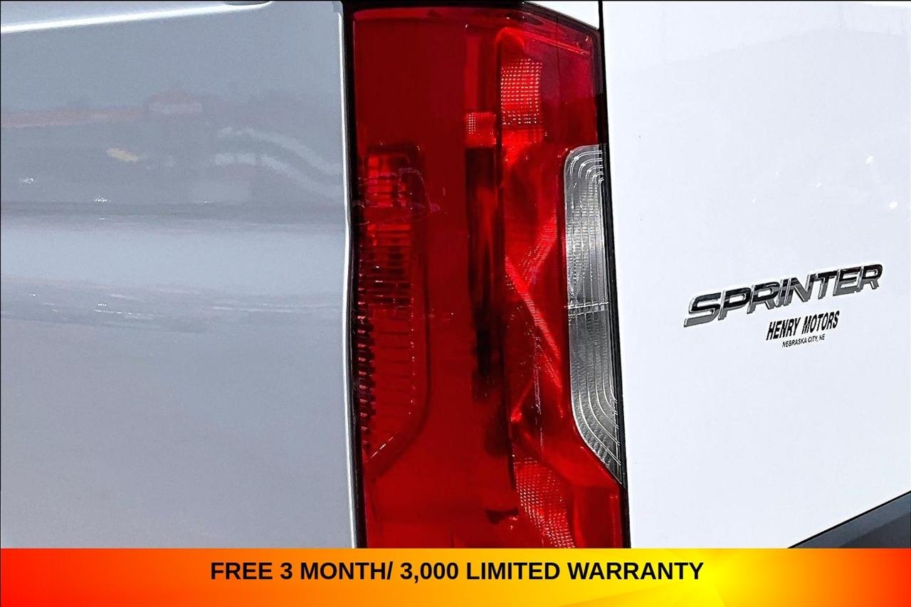 Mercedes-Benz Sprinter Van 2500 High Roof I4 144" RWD 2024