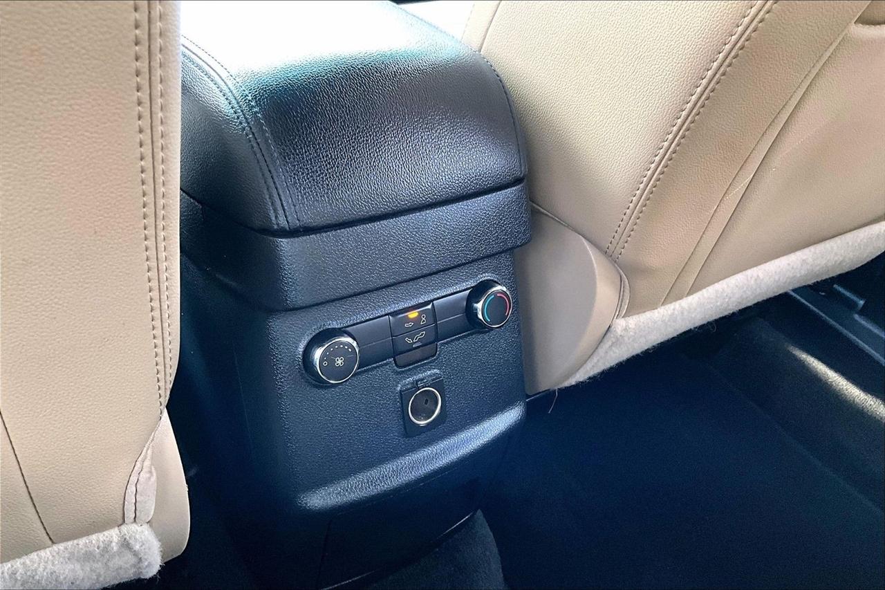 Ford Explorer 4WD 4dr XLT 2016