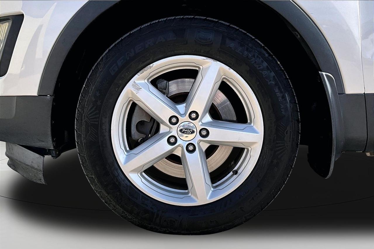 Ford Explorer 4WD 4dr XLT 2016