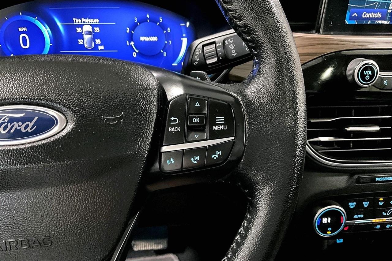 Ford Escape Titanium AWD 2020