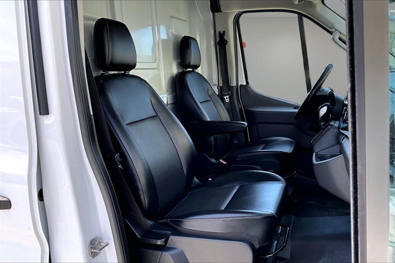 Ford Transit 350  2022