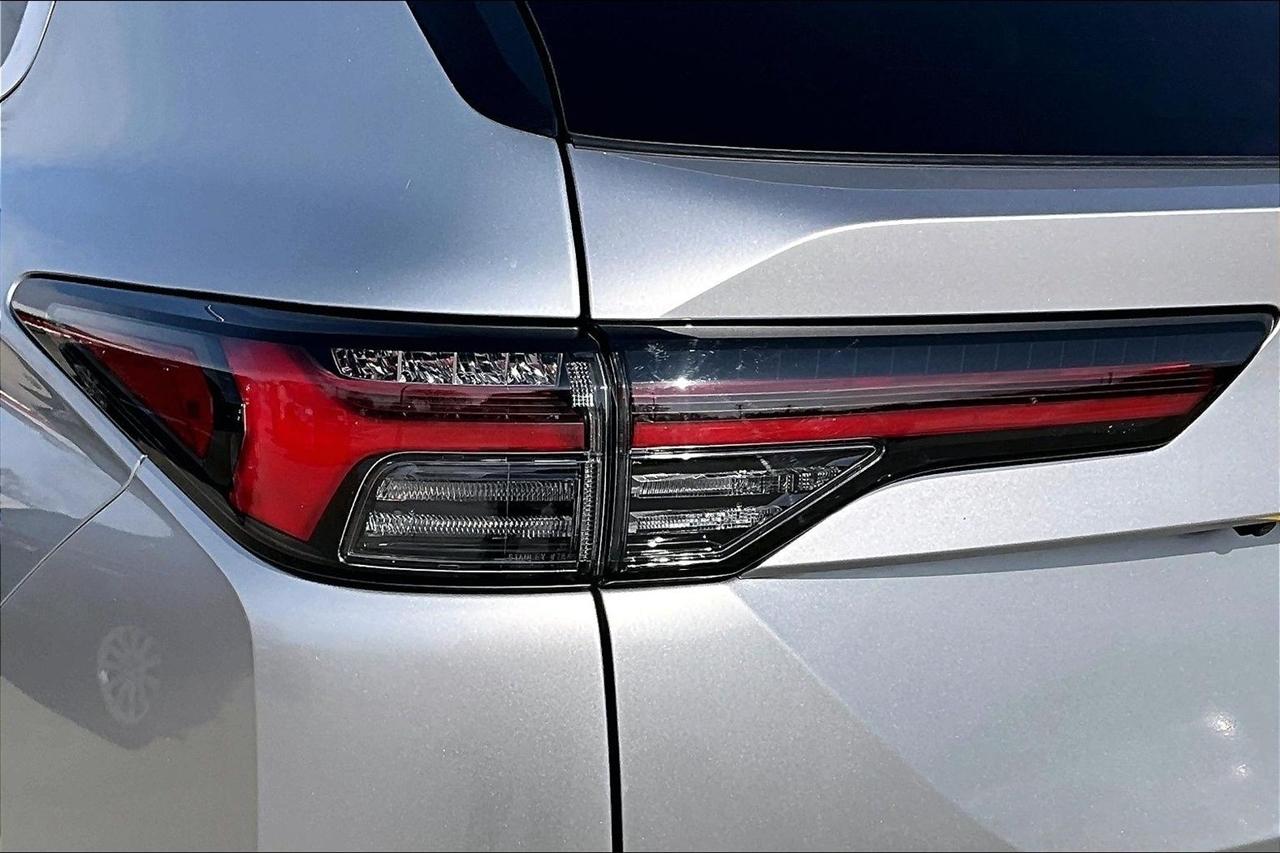 Mitsubishi Outlander ES S-AWC 2025