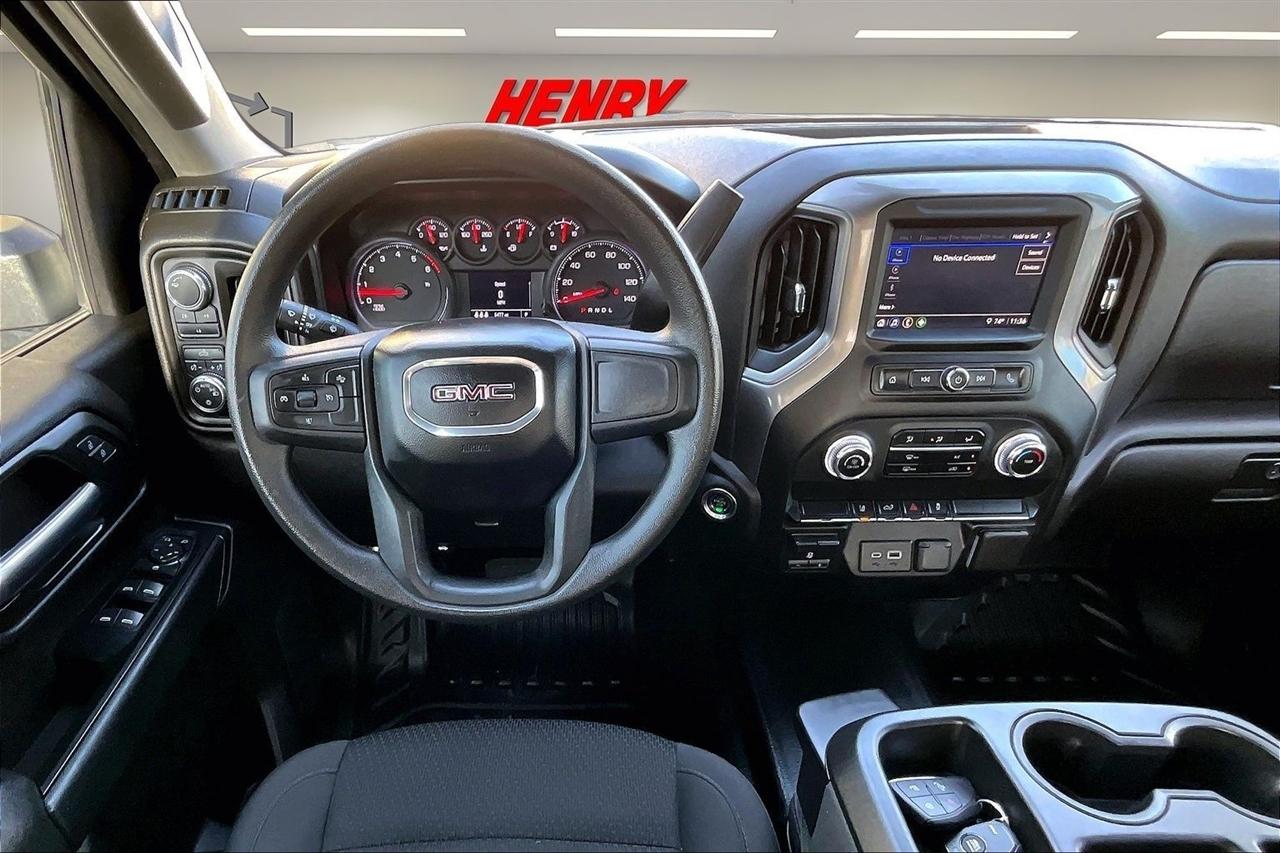 GMC Sierra 2500HD 4WD Crew Cab 159" Pro 2024