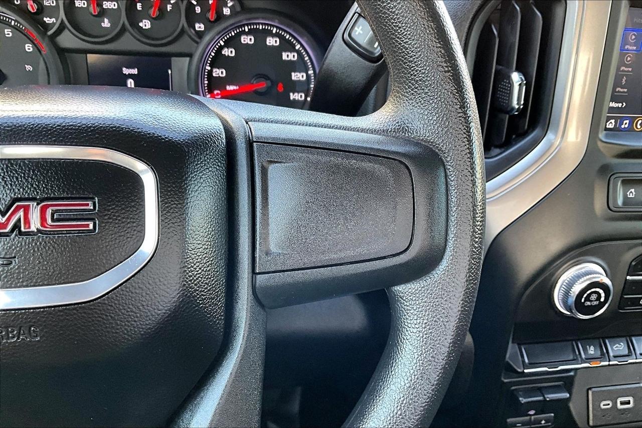 GMC Sierra 2500HD 4WD Crew Cab 159" Pro 2024