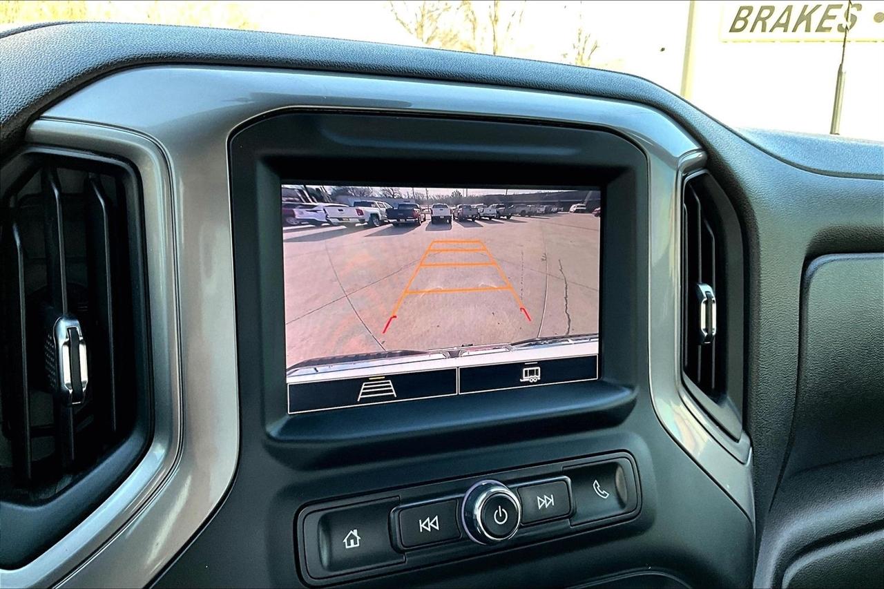 GMC Sierra 2500HD 4WD Crew Cab 159" Pro 2024