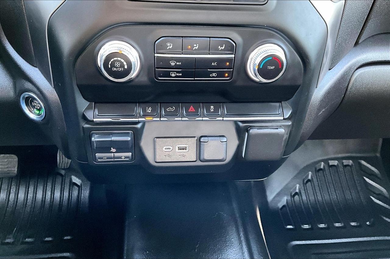 GMC Sierra 2500HD 4WD Crew Cab 159" Pro 2024