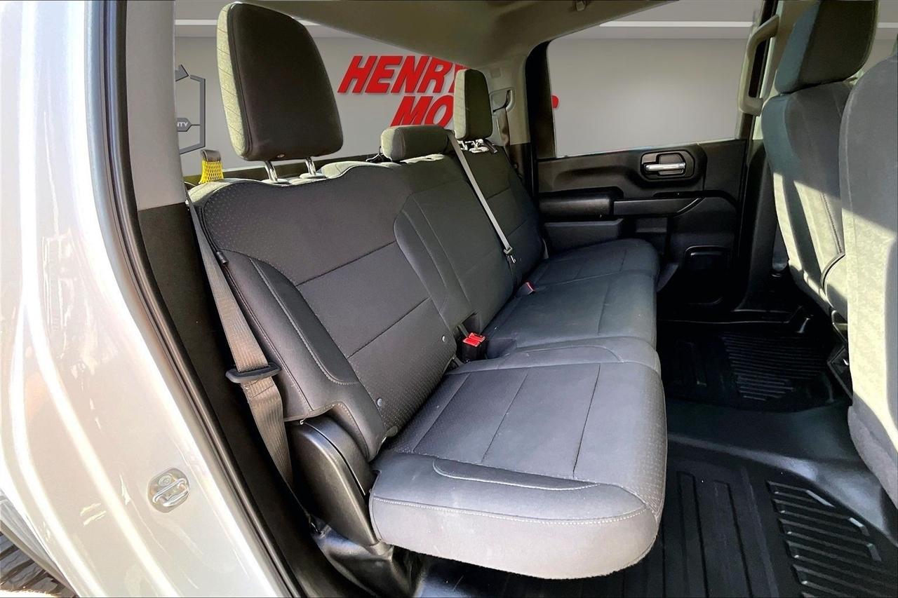 GMC Sierra 2500HD 4WD Crew Cab 159" Pro 2024