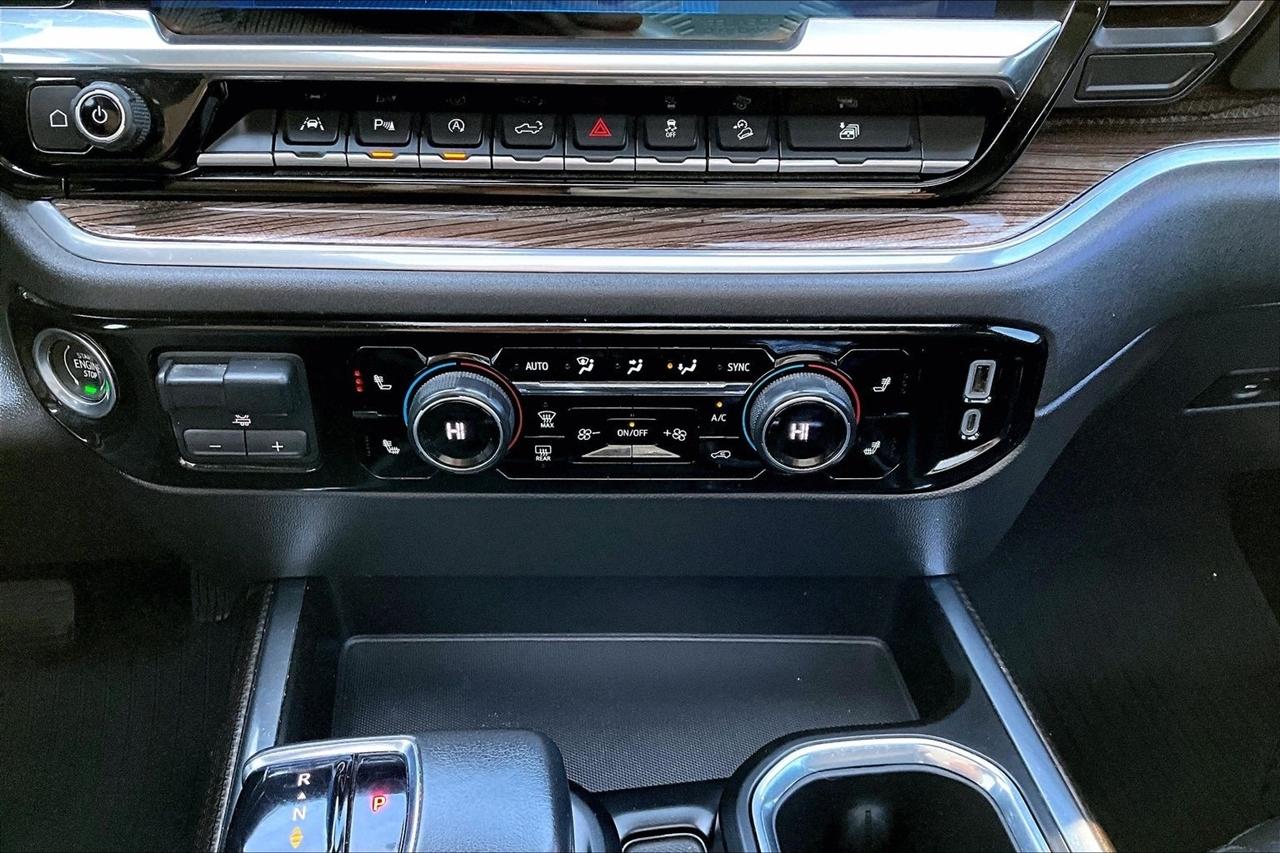 Chevrolet Silverado 1500 4WD Crew Cab 147" LT Trail Boss 2022