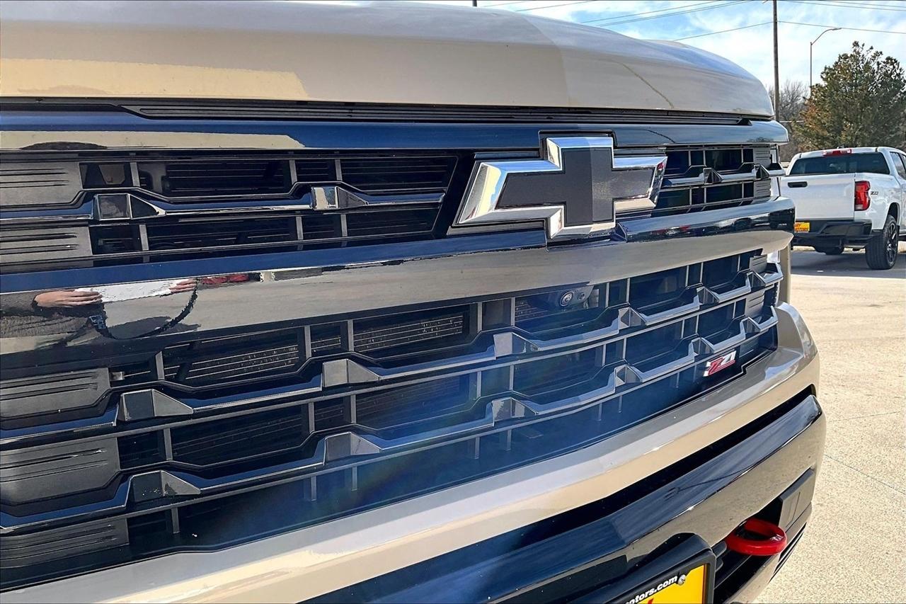 Chevrolet Silverado 1500 4WD Crew Cab 147" LT Trail Boss 2022
