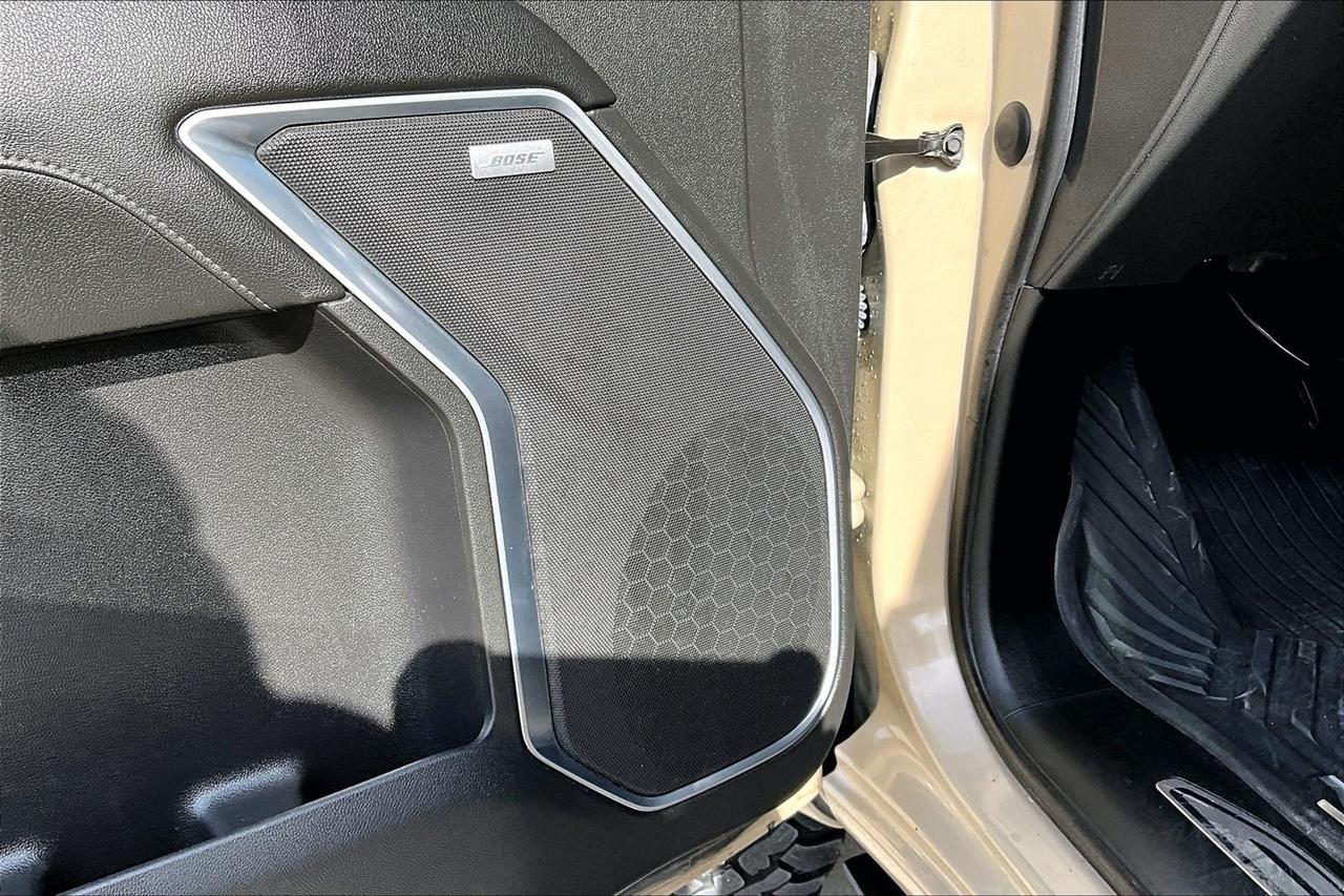 Chevrolet Silverado 1500 4WD Crew Cab 147" LT Trail Boss 2022