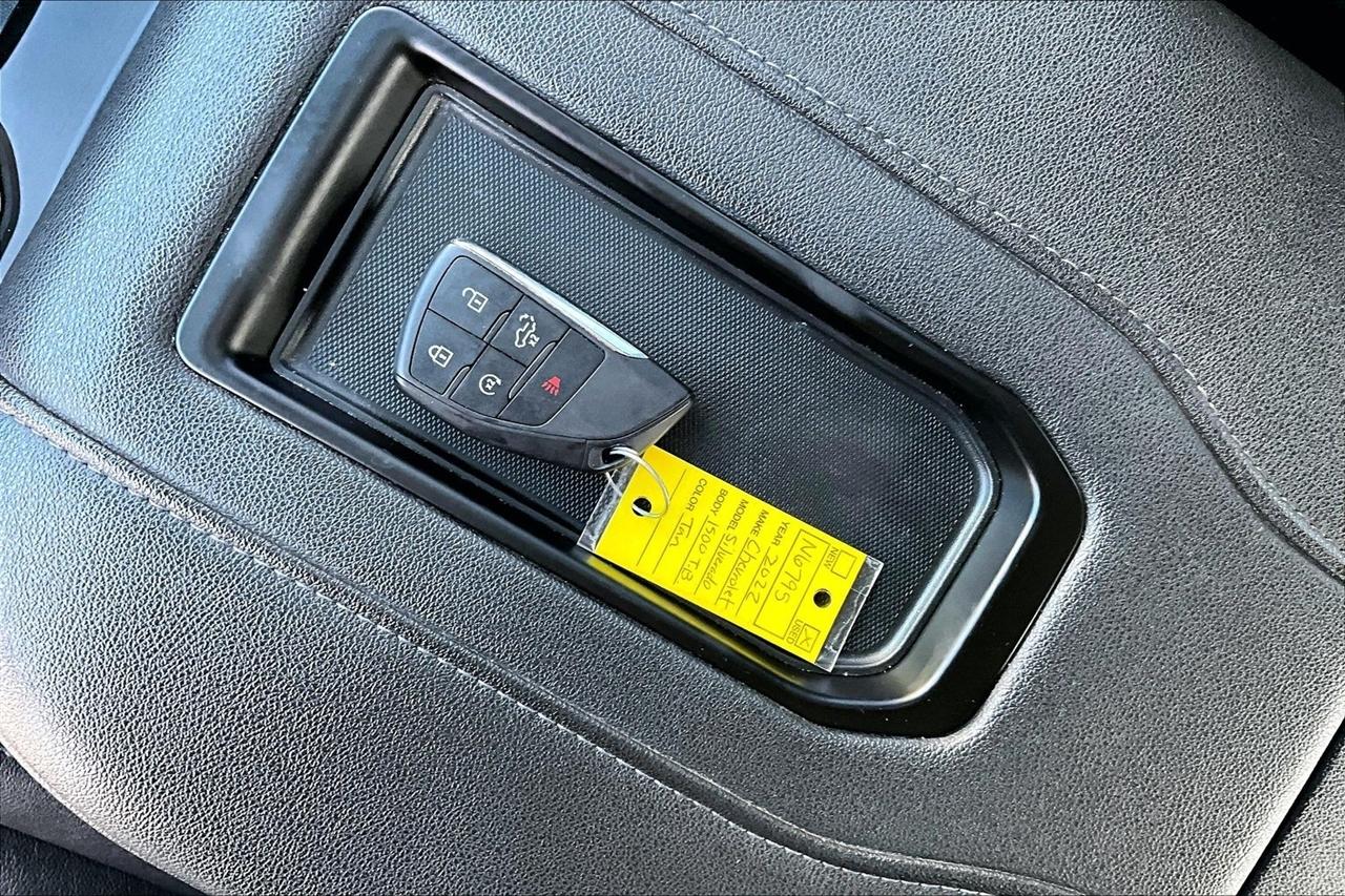 Chevrolet Silverado 1500 4WD Crew Cab 147" LT Trail Boss 2022