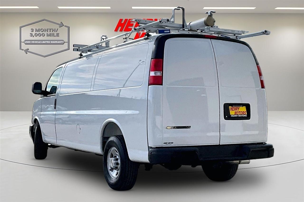 Chevrolet Express Cargo Van RWD 2500 155" 2025
