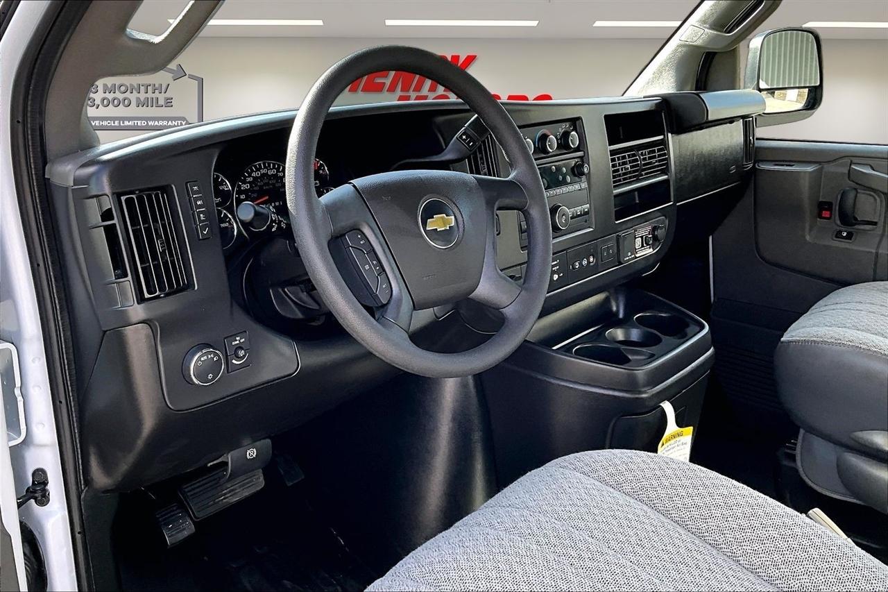 Chevrolet Express Cargo Van RWD 2500 155" 2025