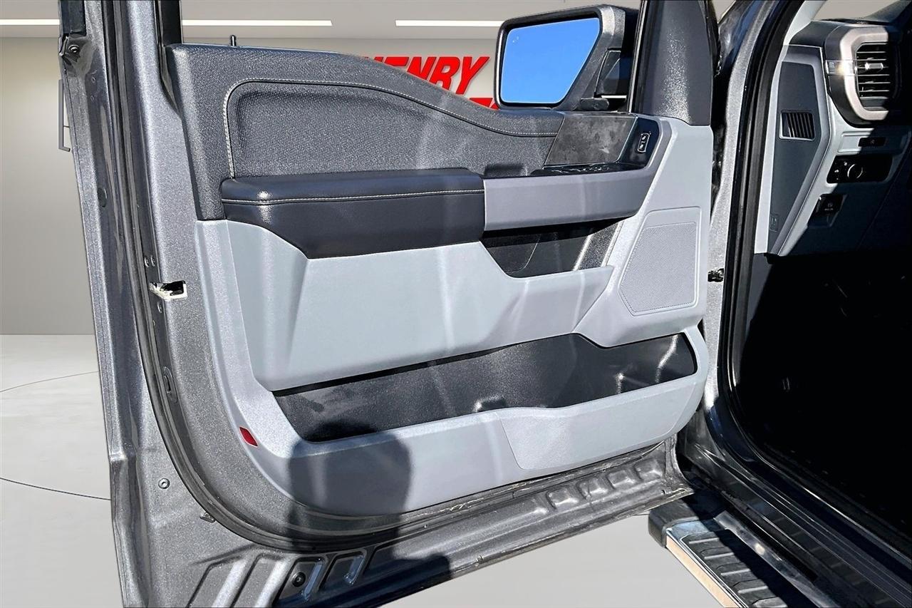 Ford F-150 XLT 4WD SuperCrew 5.5' Box 2025