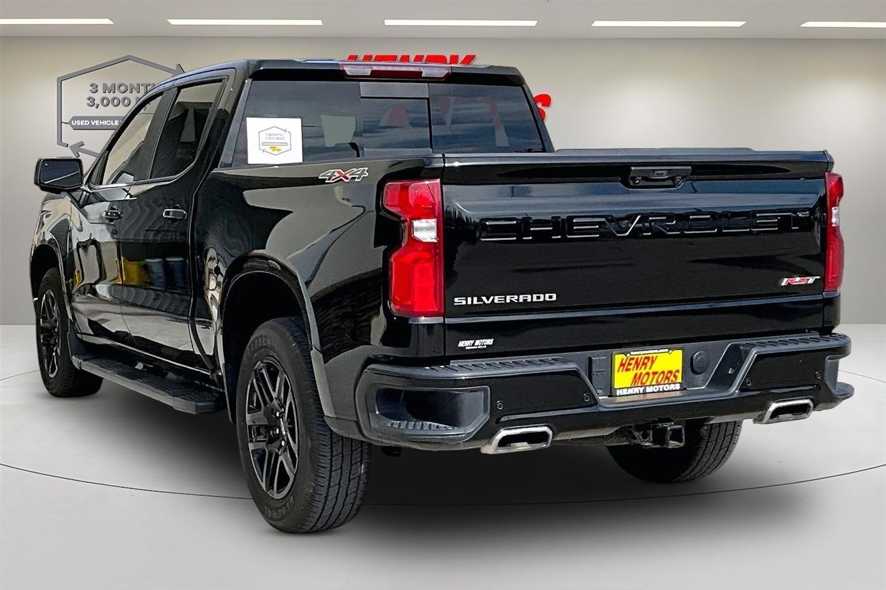 Chevrolet Silverado 1500 4WD Crew Cab 147" RST 2023