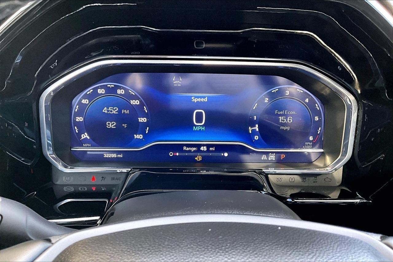 Chevrolet Silverado 1500 4WD Crew Cab 147" RST 2023