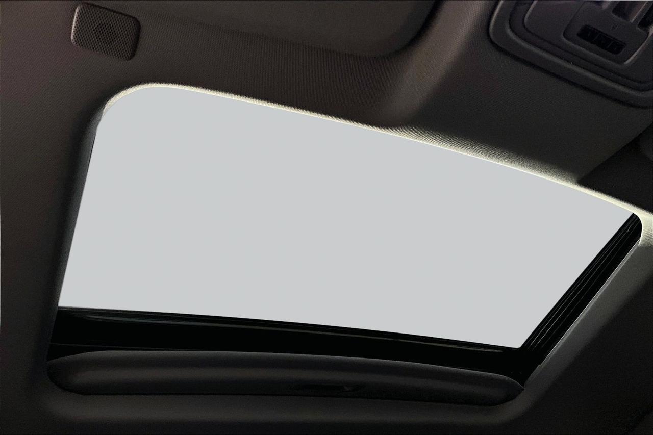 Chevrolet Silverado 1500 4WD Crew Cab 147" RST 2023