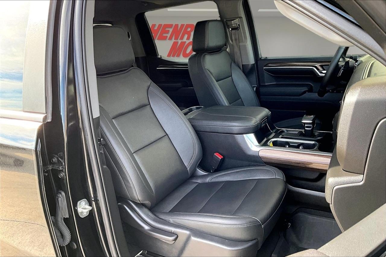 Chevrolet Silverado 1500 4WD Crew Cab 147" RST 2023