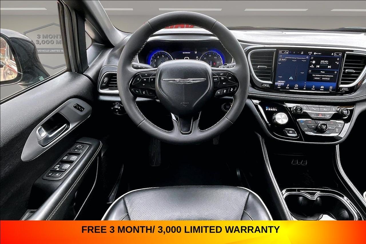 Chrysler Pacifica Limited FWD 2025