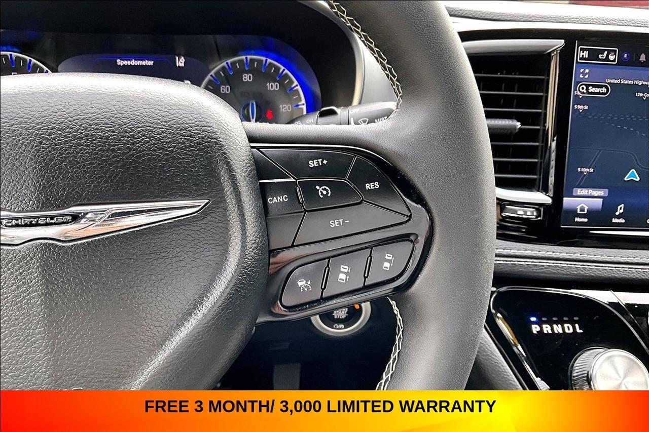 Chrysler Pacifica Limited FWD 2025