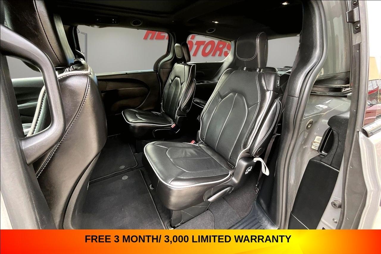 Chrysler Pacifica Limited FWD 2025