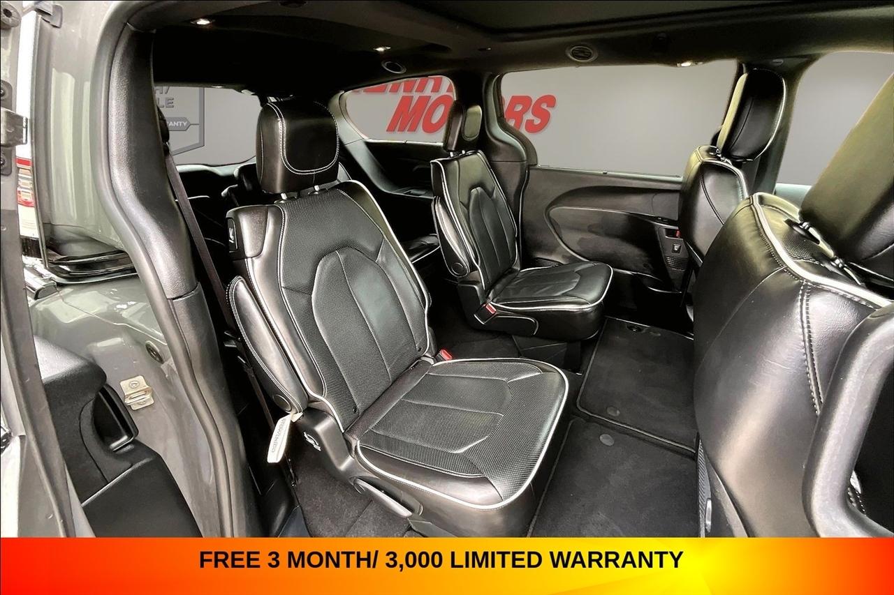 Chrysler Pacifica Limited FWD 2025