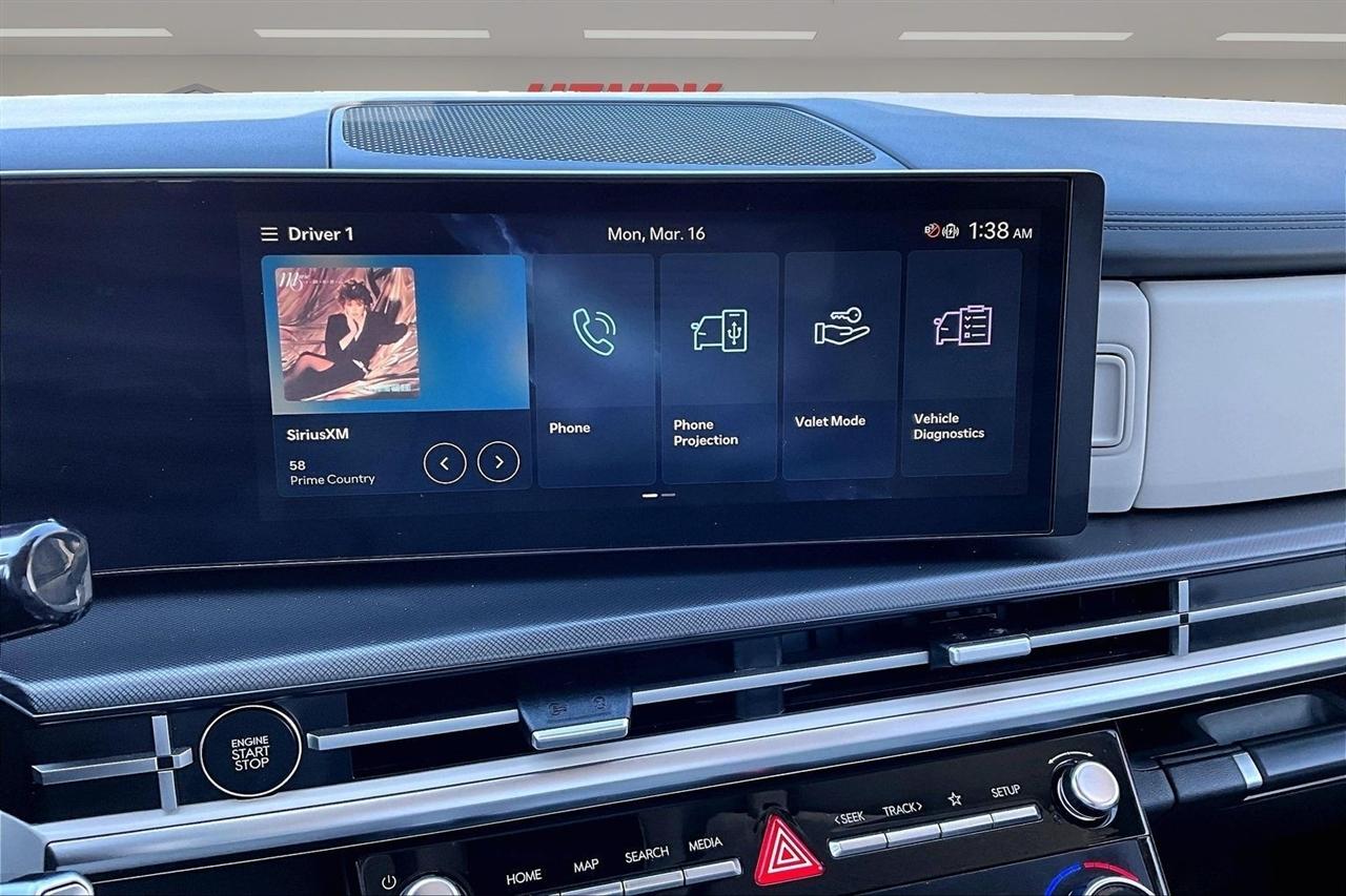 Hyundai Santa Fe SEL AWD 2025