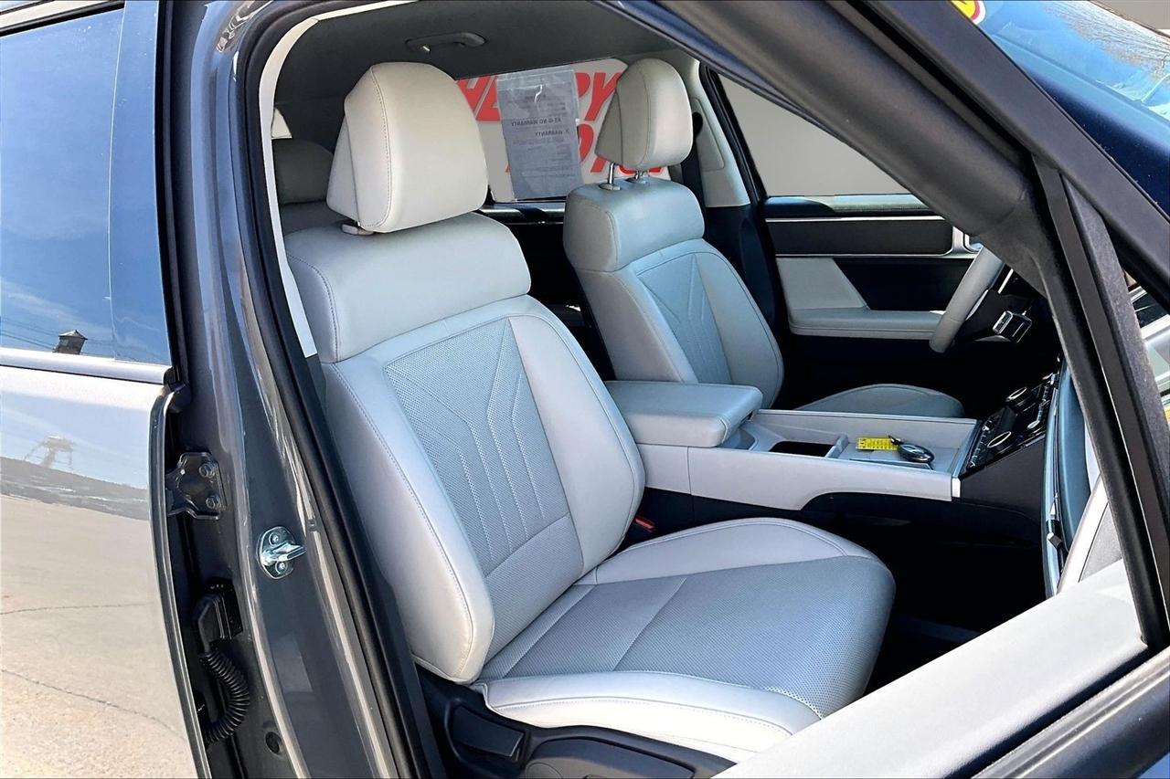 Hyundai Santa Fe SEL AWD 2025