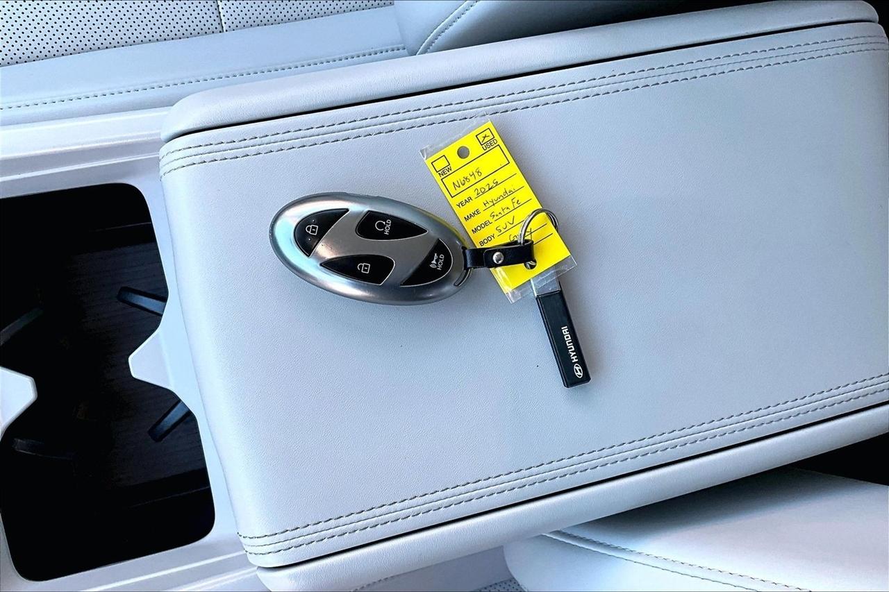 Hyundai Santa Fe SEL AWD 2025