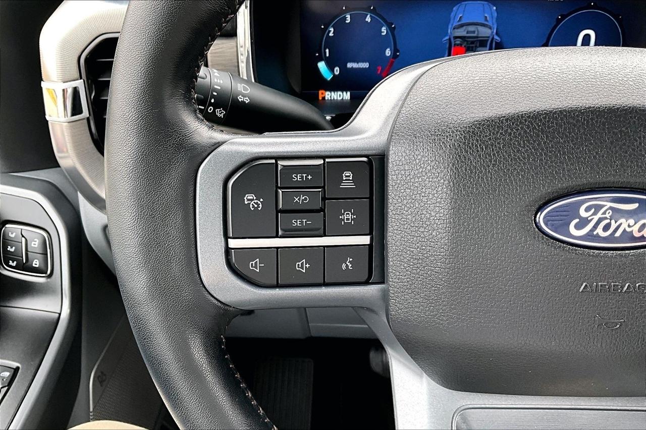 Ford F-150 Lariat 4WD SuperCrew 5.5' Box 2024