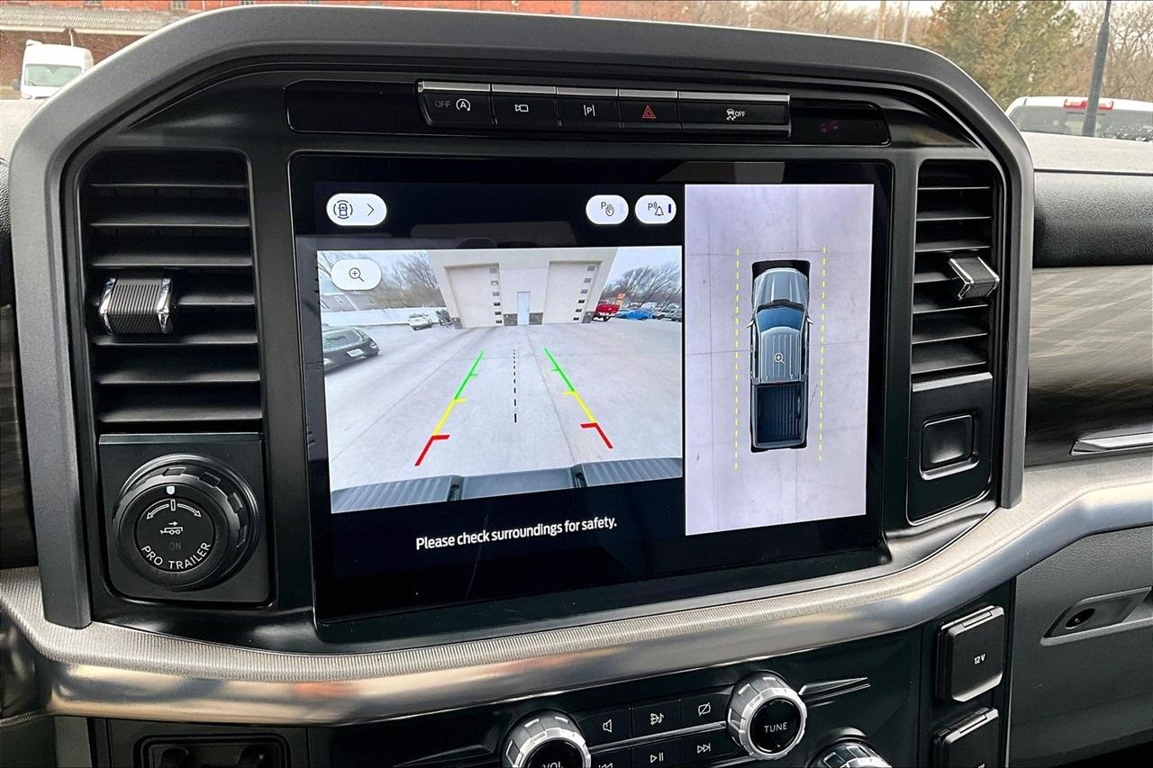 Ford F-150 Lariat 4WD SuperCrew 5.5' Box 2024