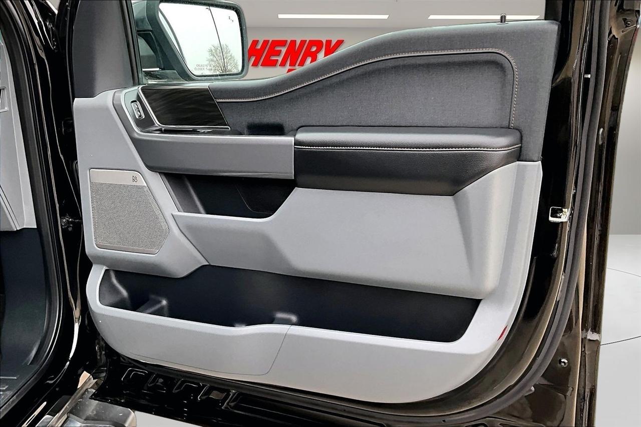 Ford F-150 Lariat 4WD SuperCrew 5.5' Box 2024