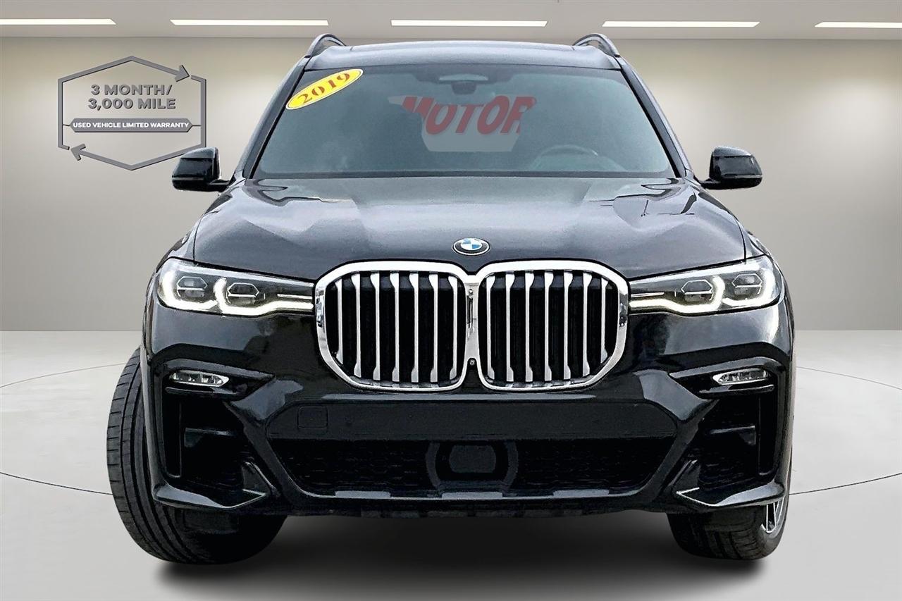 BMW X7 xDrive50i Sports Activity Vehicle 2019