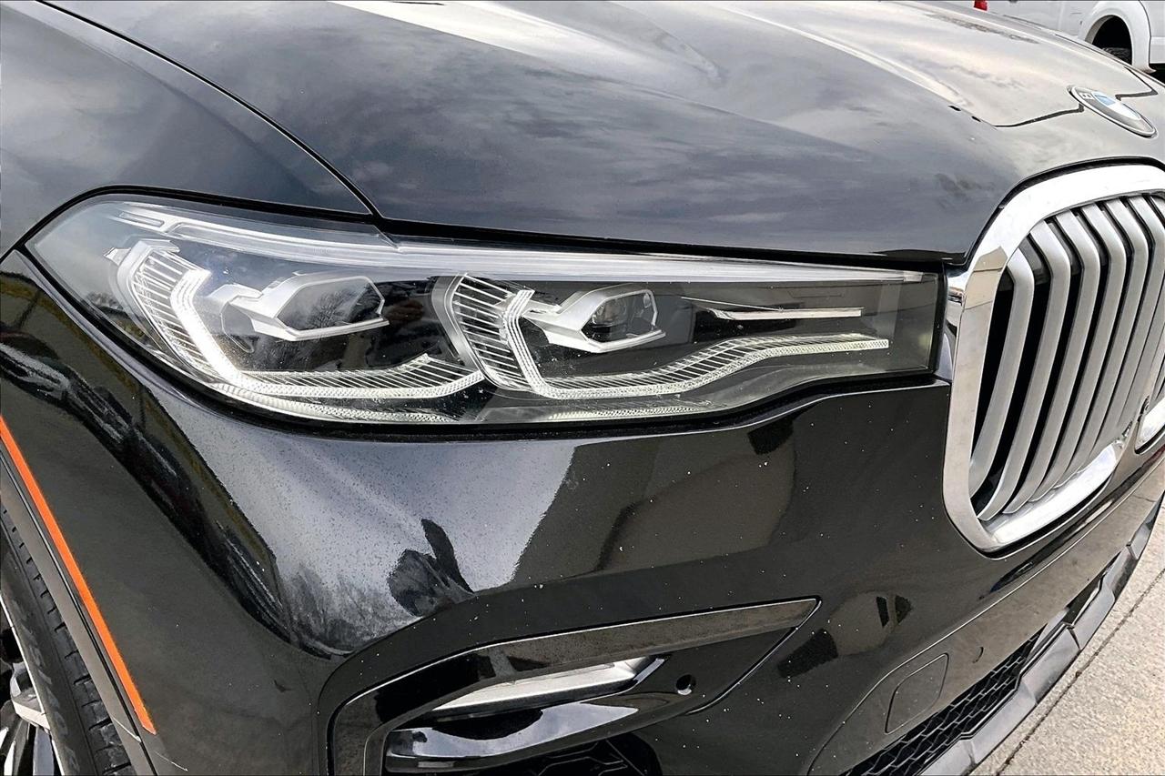 BMW X7 xDrive50i Sports Activity Vehicle 2019