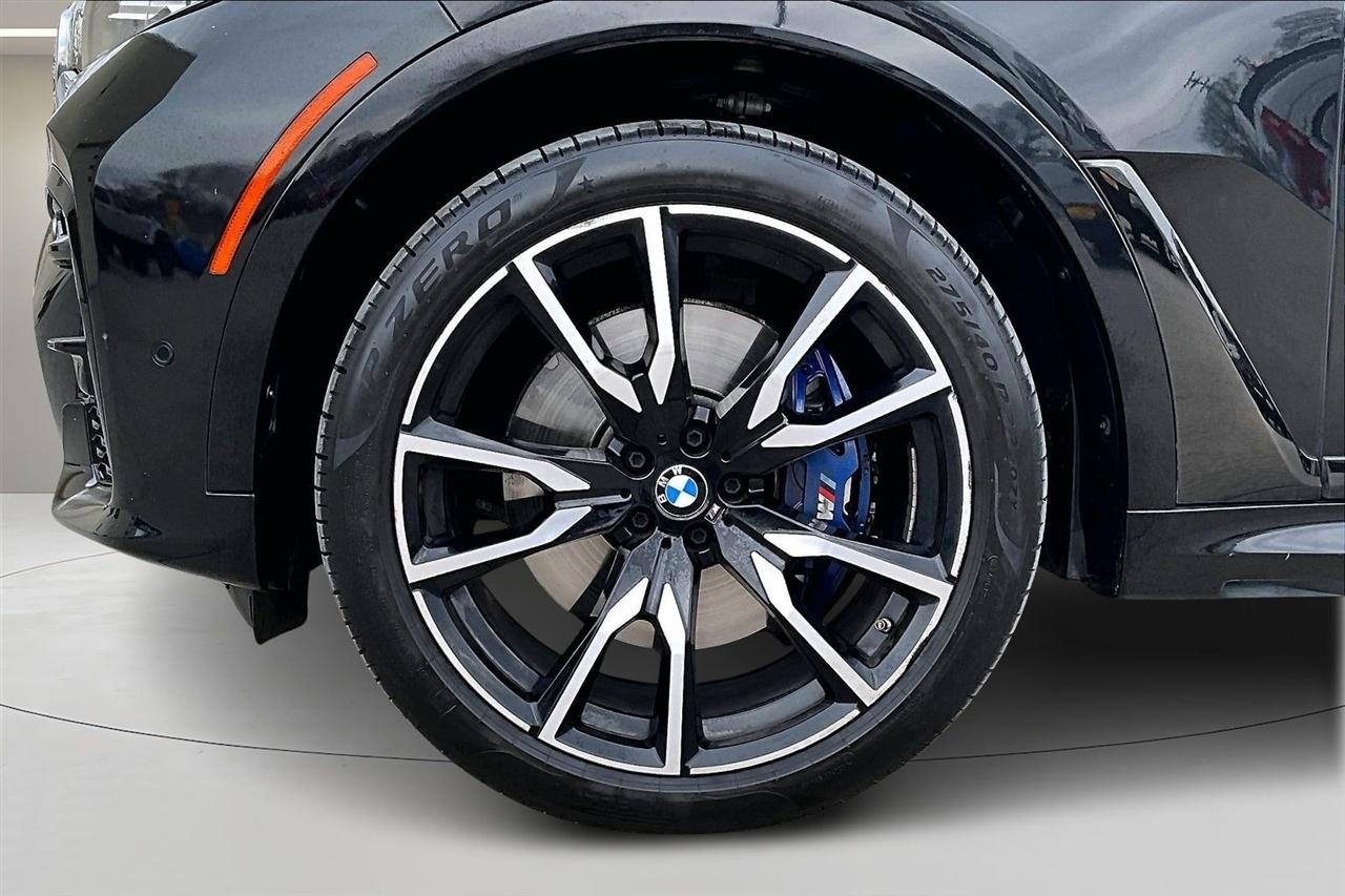 BMW X7 xDrive50i Sports Activity Vehicle 2019