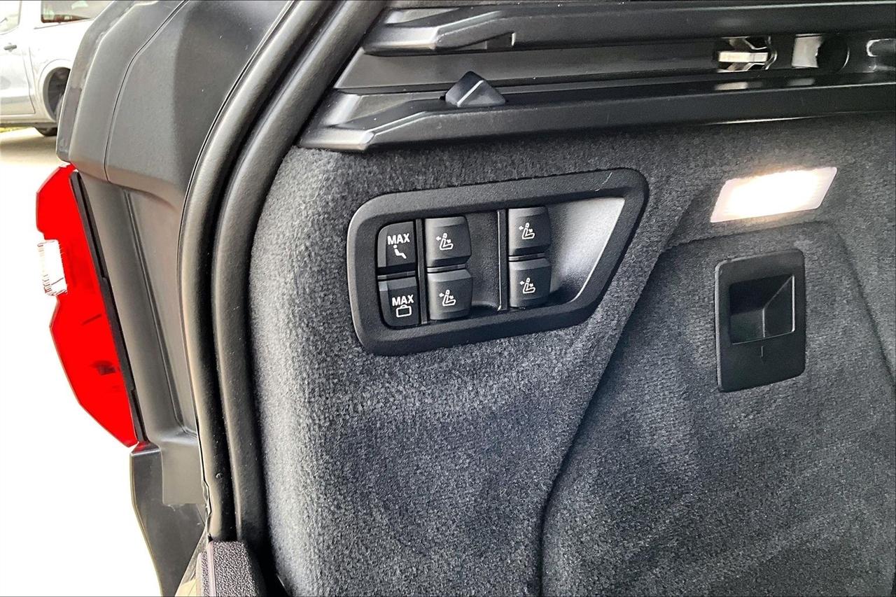 BMW X7 xDrive50i Sports Activity Vehicle 2019