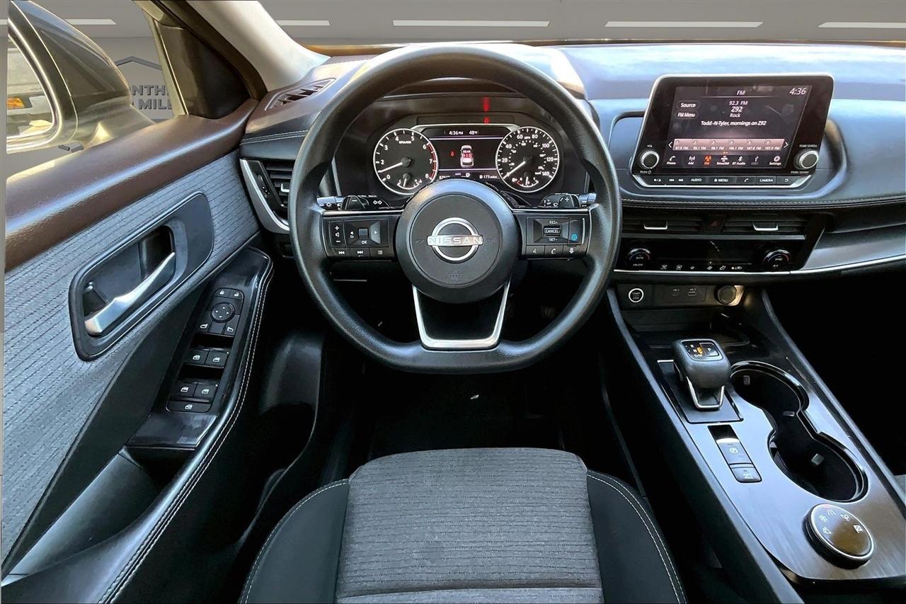 Nissan Rogue AWD SV 2023