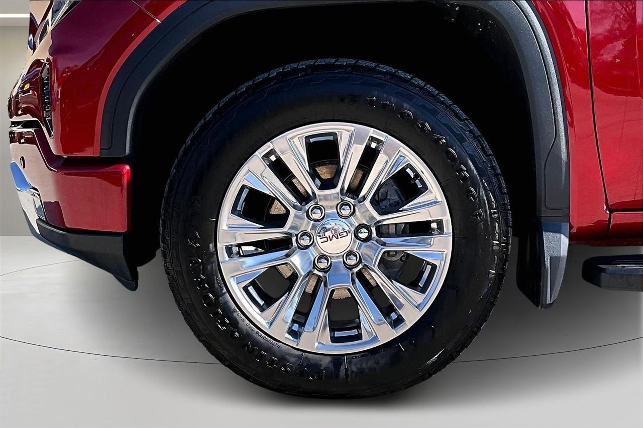 GMC Sierra 1500 4WD Crew Cab 147" Denali 2023