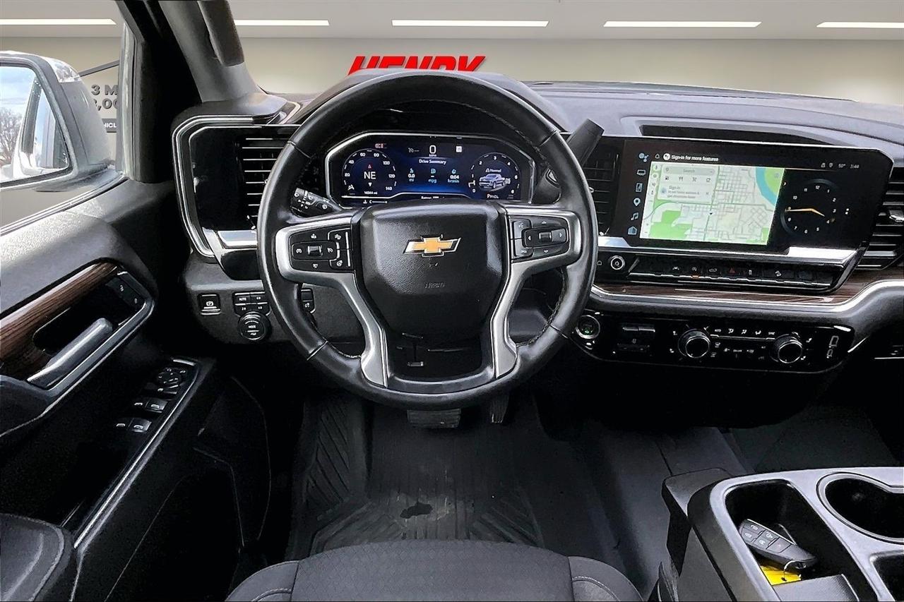 Chevrolet Silverado 1500  2025