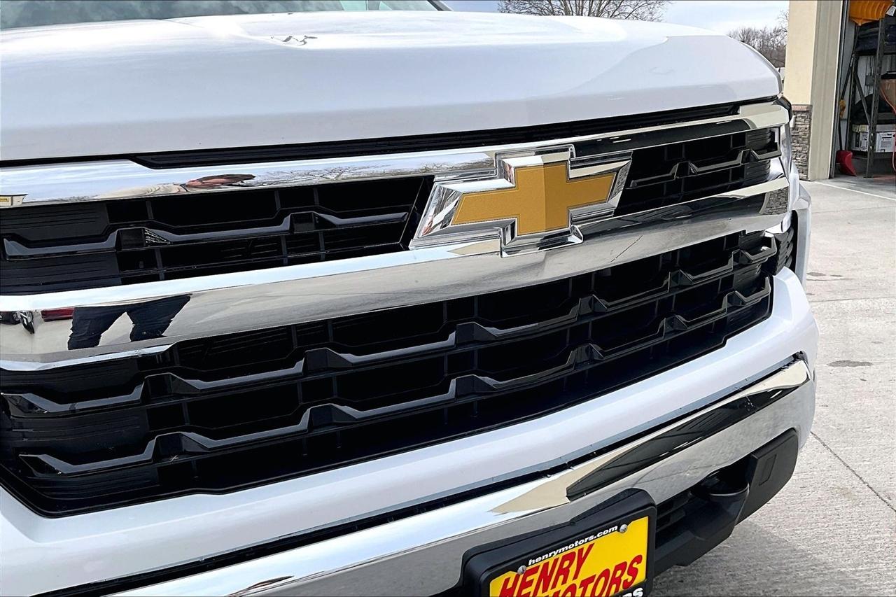 Chevrolet Silverado 1500  2025