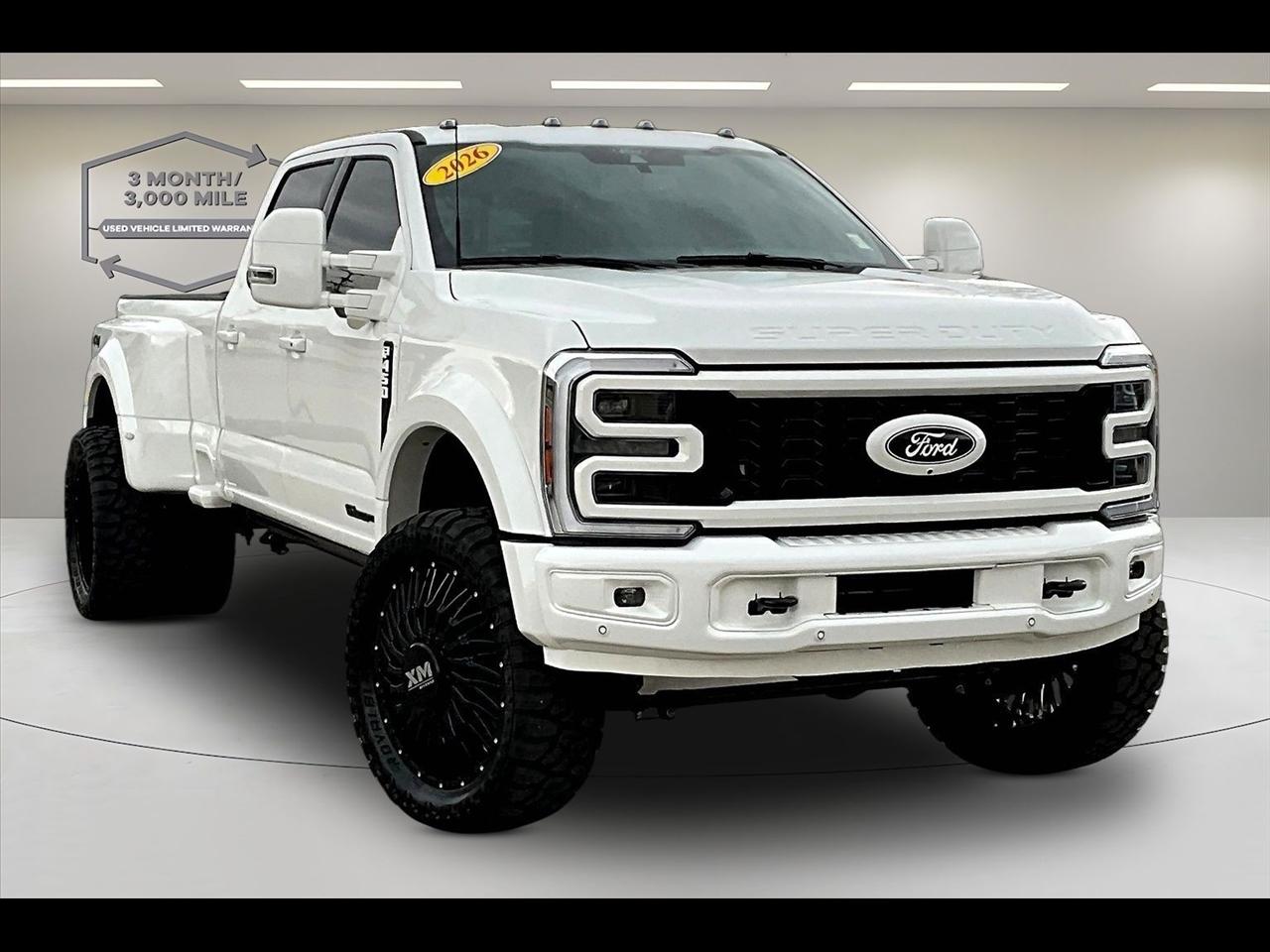 2026 Ford Super Duty F-450 DRW Platinum 4WD Crew Cab 8' Box