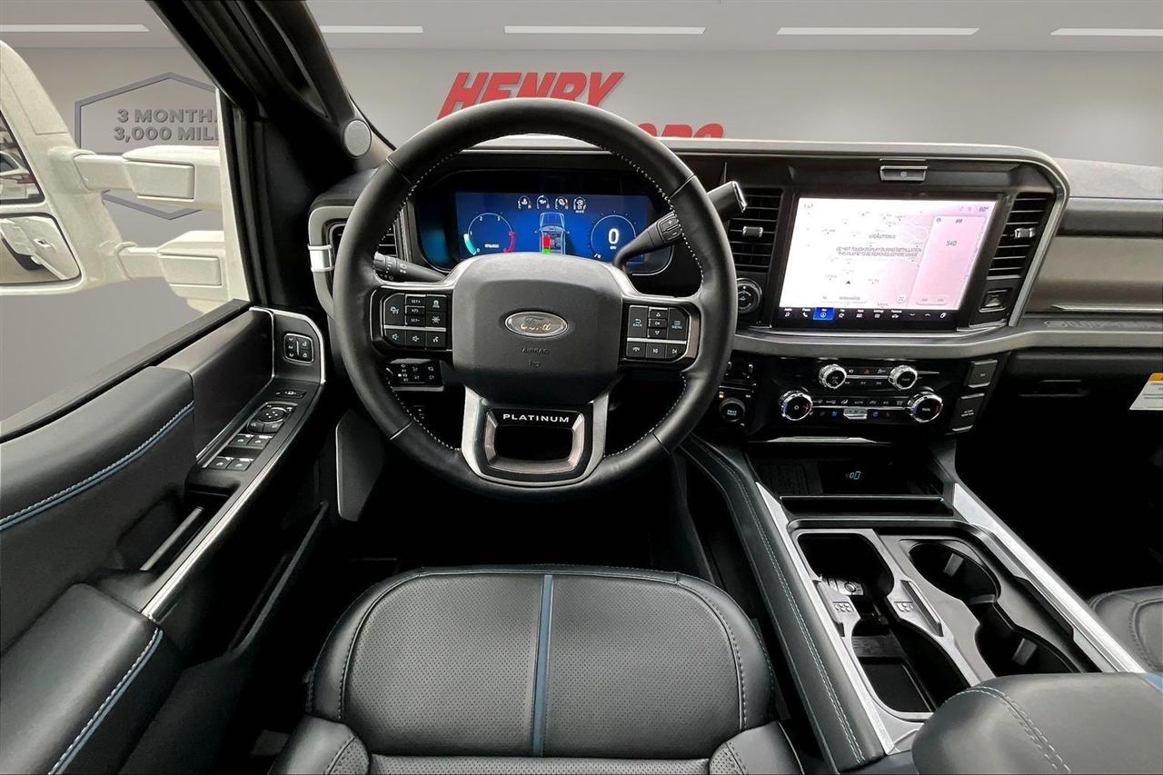 Ford Super Duty F-450 DRW  2026