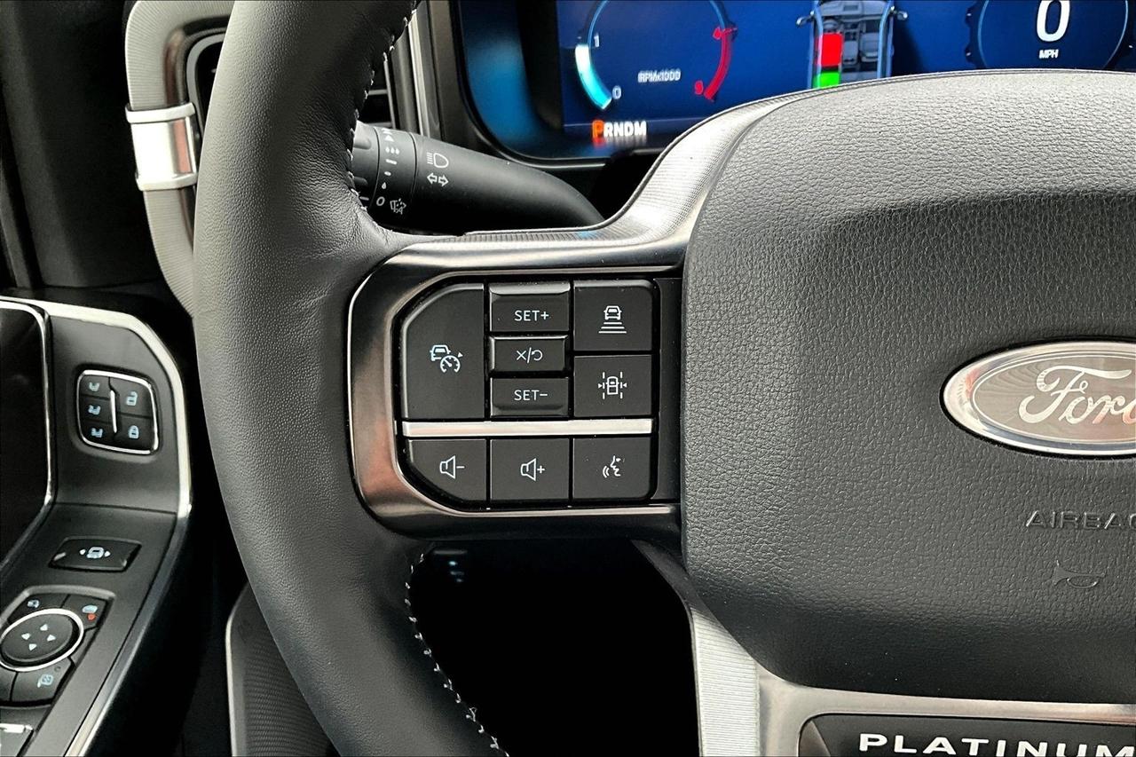 Ford Super Duty F-450 DRW  2026