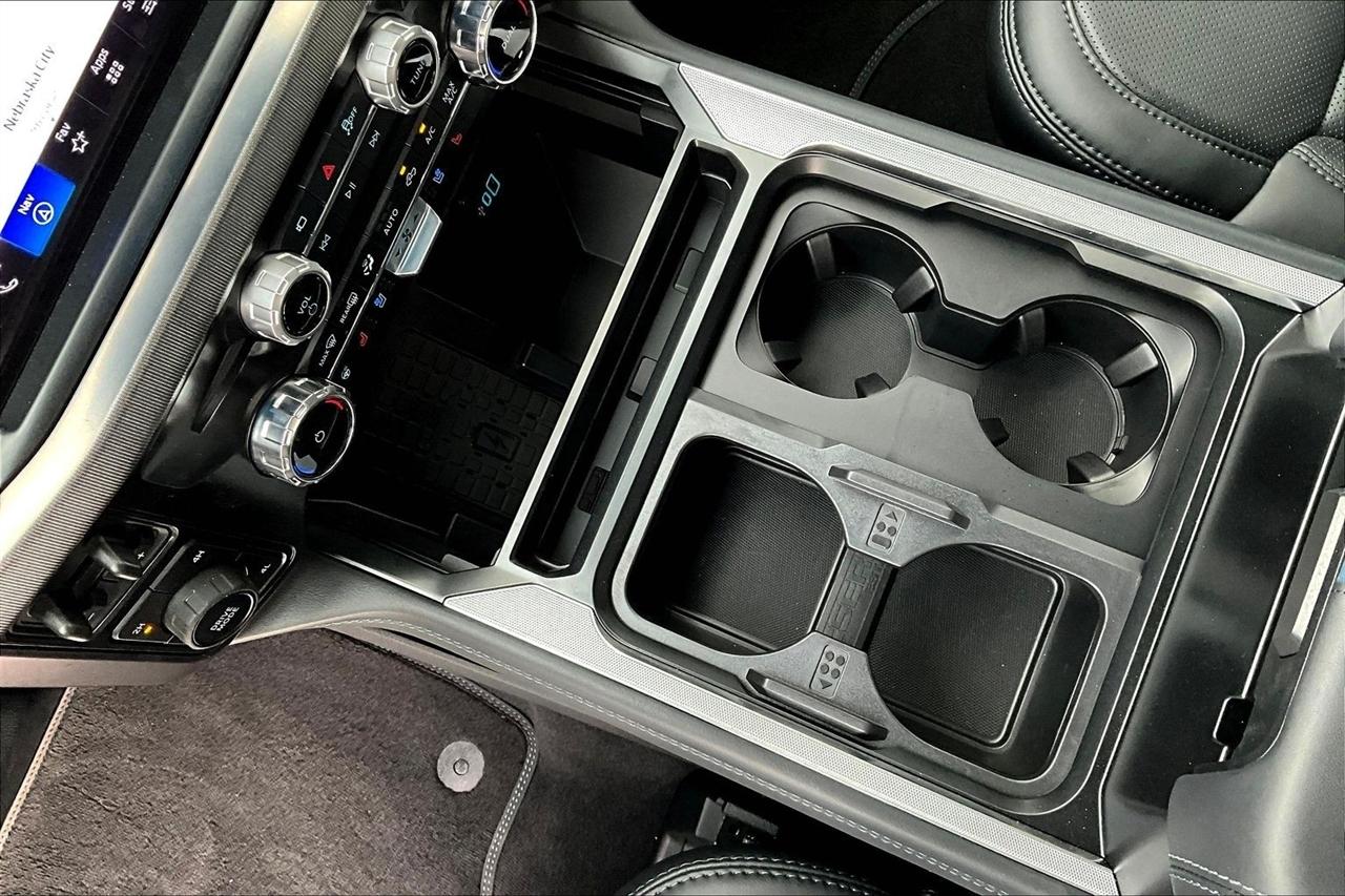 Ford Super Duty F-450 DRW  2026