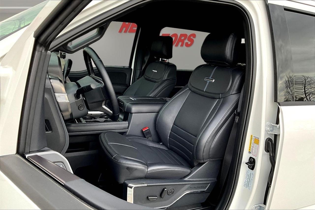 Ford Super Duty F-450 DRW  2026