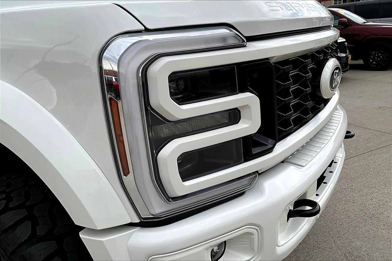 Ford Super Duty F-450 DRW  2026