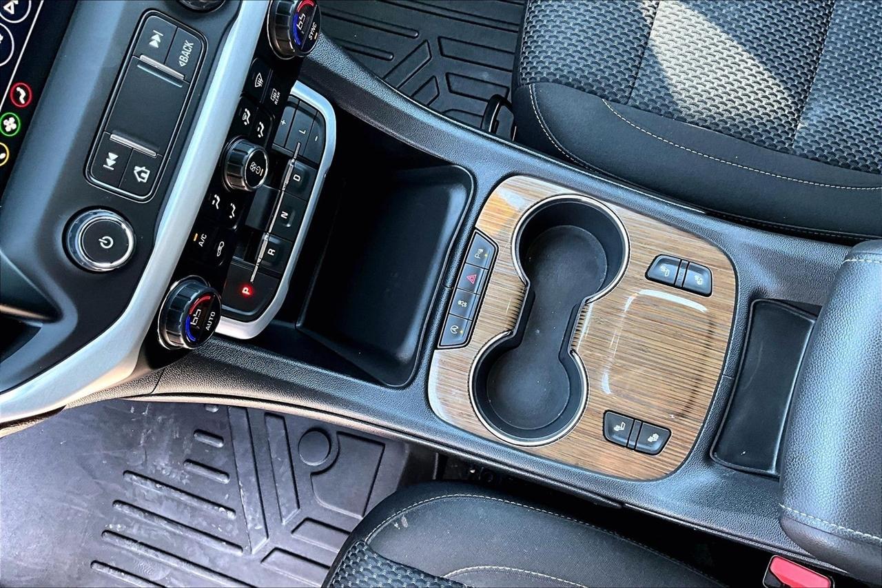 GMC Acadia FWD 4dr SLE 2020