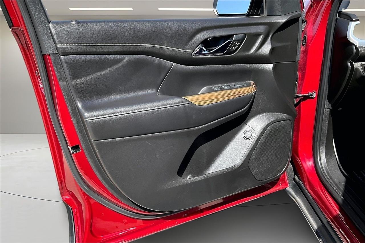 GMC Acadia FWD 4dr SLE 2020